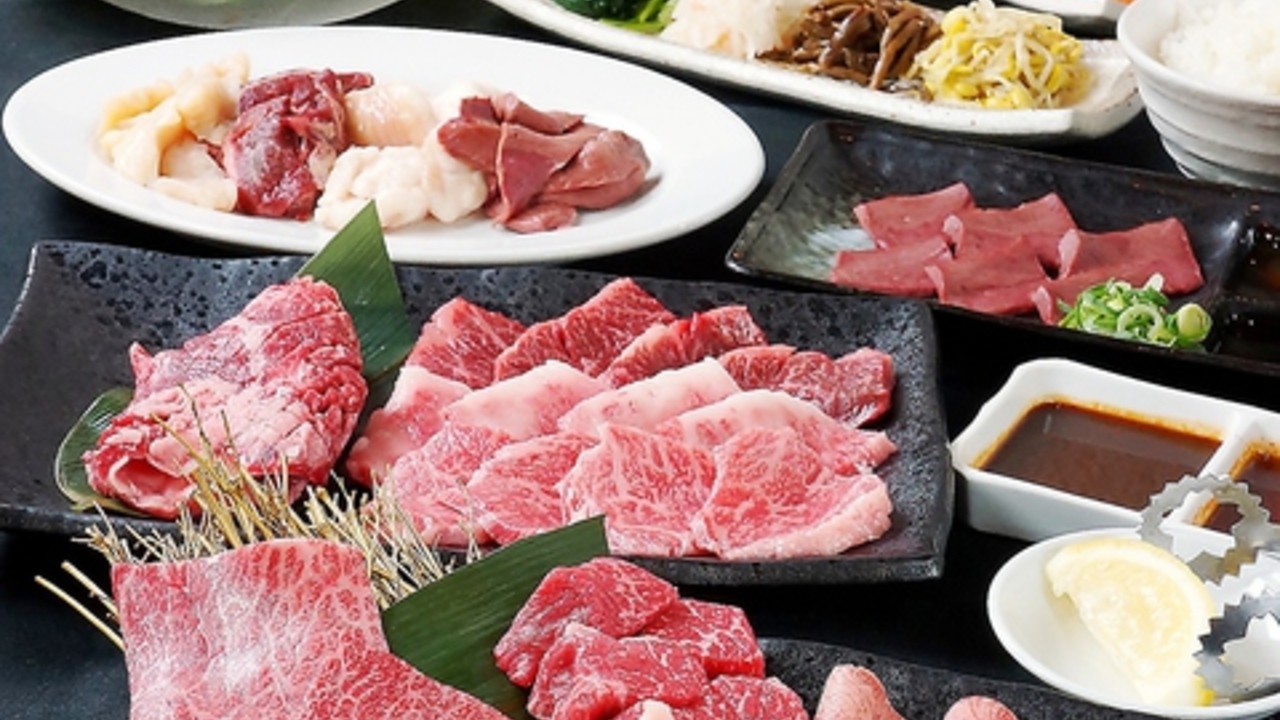 テーブルオーダーバイキング 焼肉 王道familiar|キッチンスタッフの求人画像1枚目
