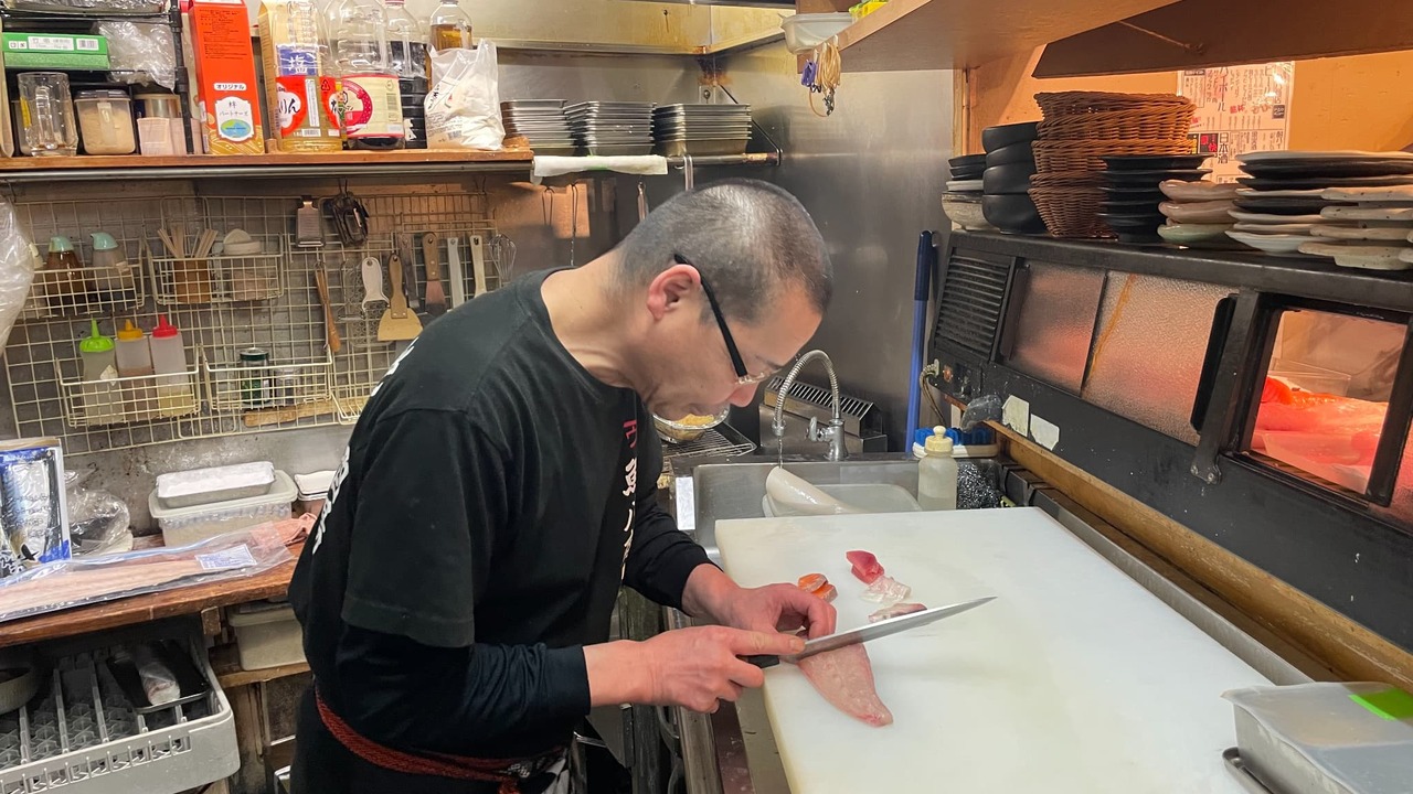 地魚酒場 魚八商店|キッチンスタッフの求人画像2枚目