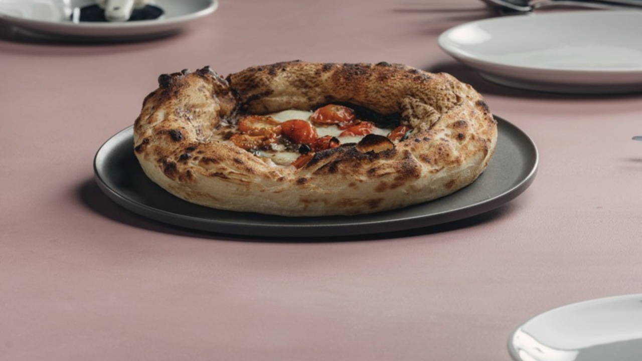 400℃ PIZZA|レストランサービス・ホールスタッフの求人画像1枚目