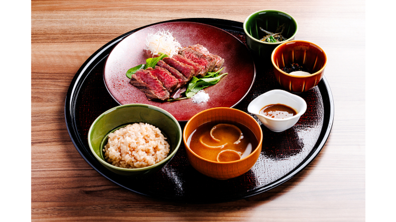 RESTAURANT 1899 OCHANOMIZU|レストランサービス・ホールスタッフの求人画像1枚目