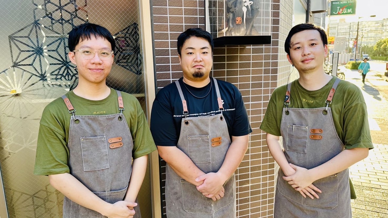 焼鳥メジャー|レストランサービス・ホールスタッフの求人画像3枚目