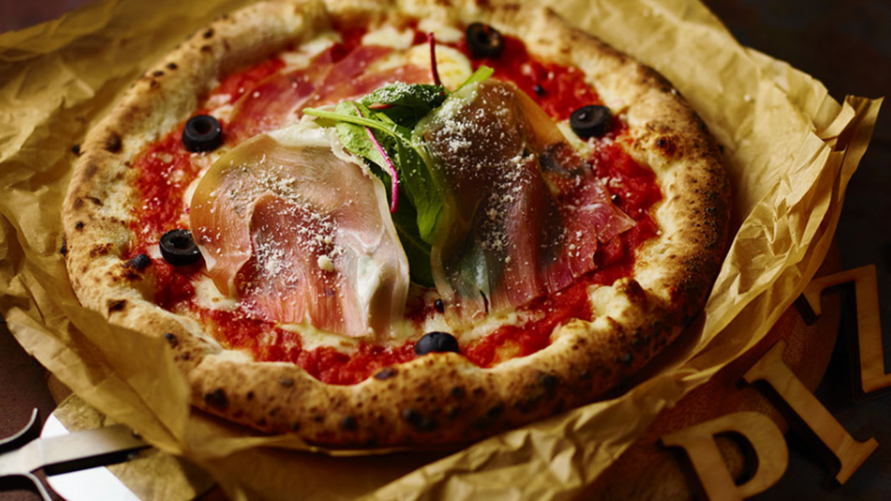 PISOLA|レストランサービス・ホールスタッフの求人画像1枚目