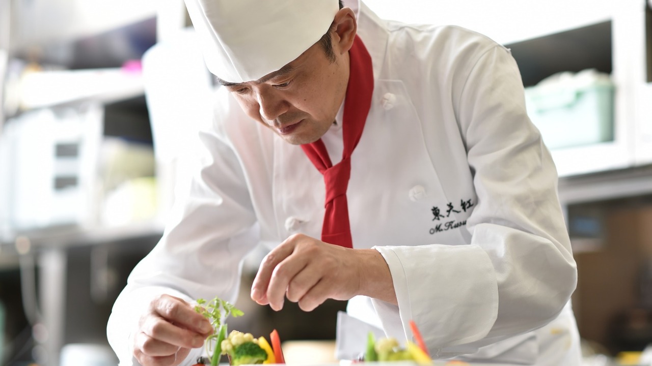 中国料理 東天紅|レセプション・レストランレセプションの求人画像3枚目