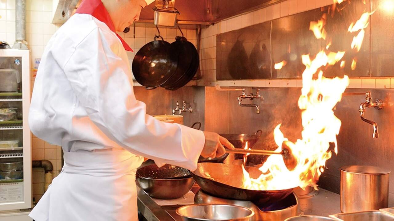 中国料理 東天紅|本部スタッフの求人画像3枚目