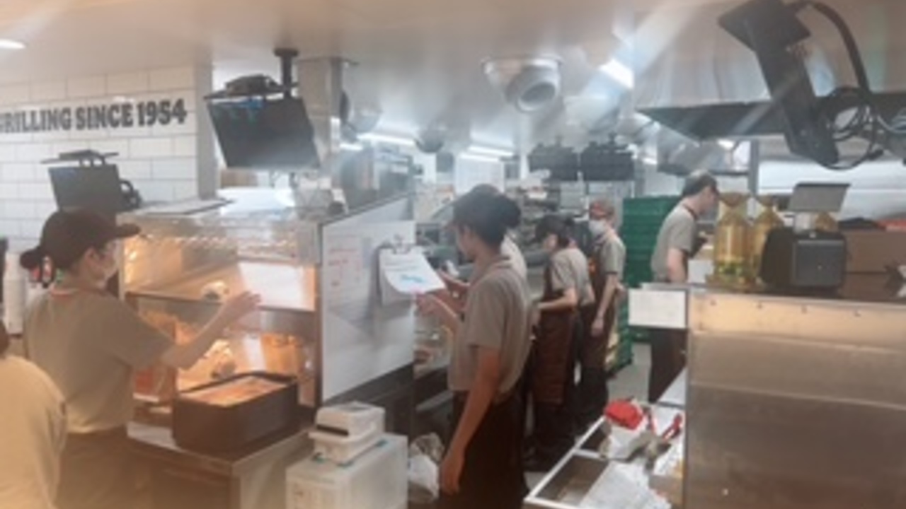 バーガーキング|キッチンスタッフの求人画像2枚目