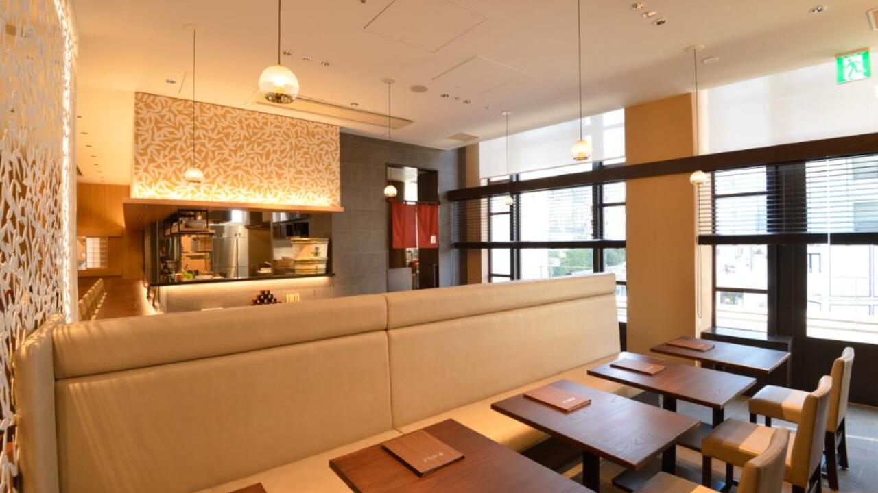 やぶそば 赤坂Bizタワー店 うどん・そば | キッチンスタッフ)の求人の写真 1枚目