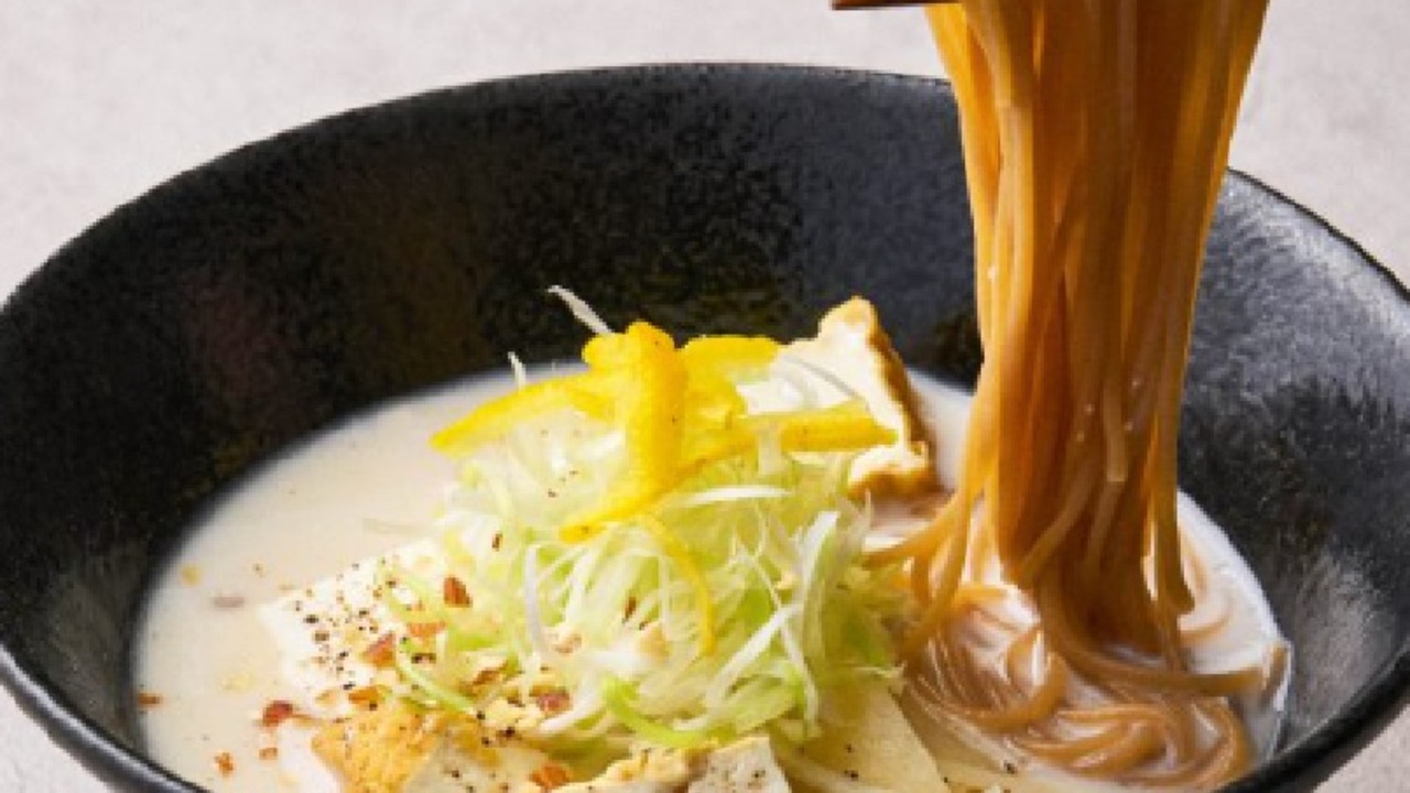 発酵ラーメン izuru|レストランサービス・ホールスタッフの求人画像2枚目