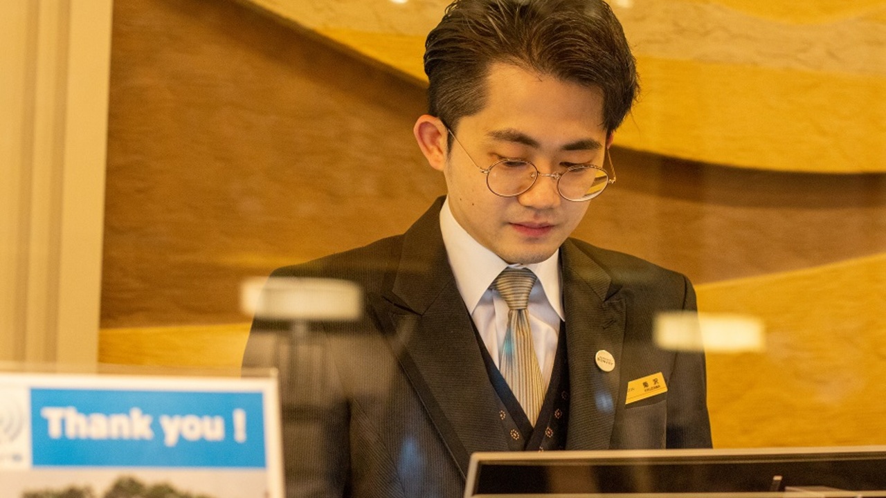 ウェスティンホテル大阪|フロントスタッフの求人画像1枚目