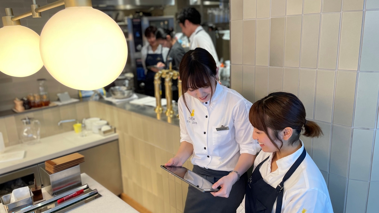 DEK|キッチンスタッフの求人画像1枚目