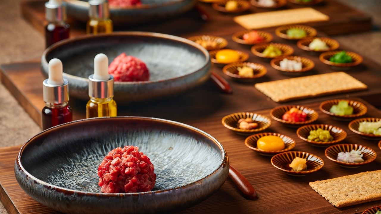 中目黒焼肉 登牛門 焼肉 | 店長・店長候補)の求人の写真 2枚目