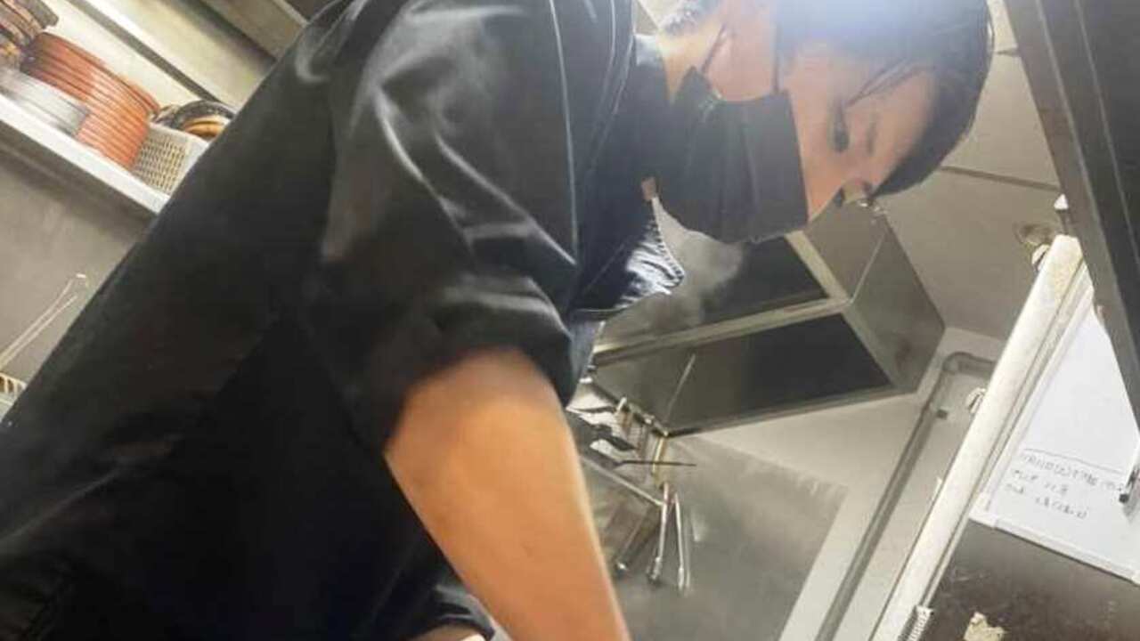 中目黒焼肉 登牛門|店長・店長候補の求人画像1枚目