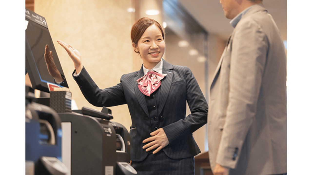 スマイルホテル|フロントスタッフの求人画像1枚目