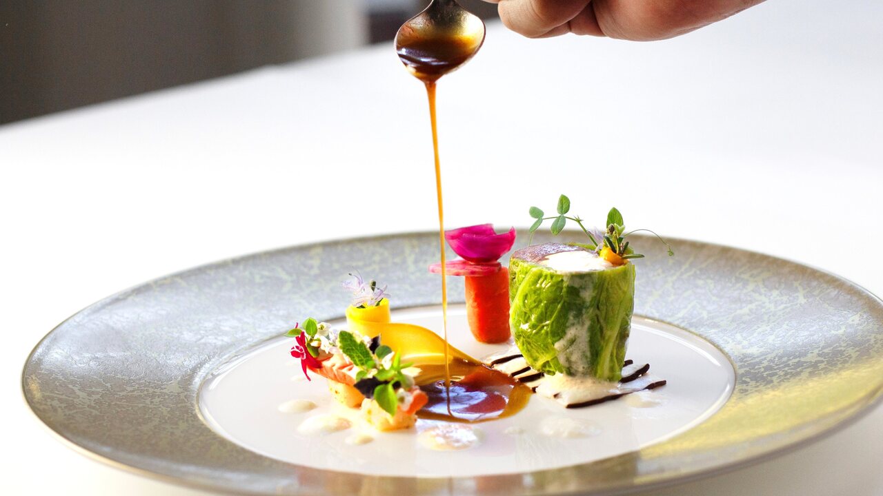 ウェスティンホテル大阪|キッチンスタッフの求人画像1枚目