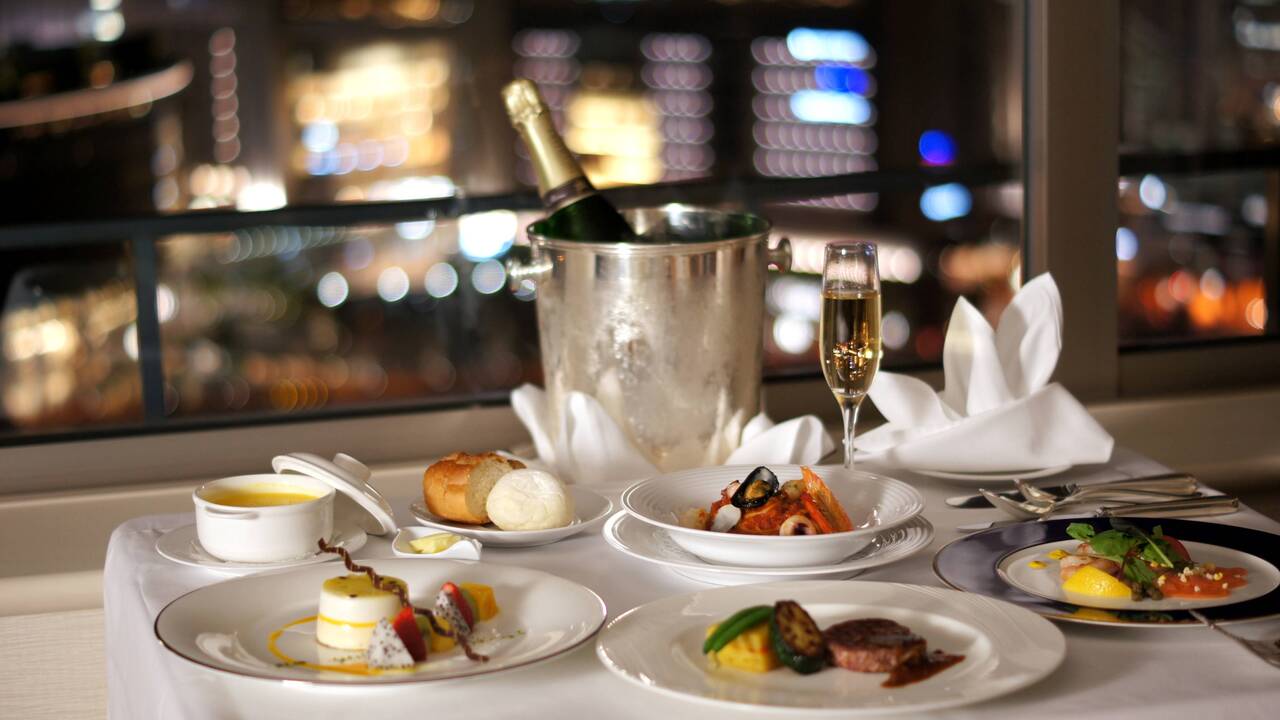 ウェスティンホテル大阪|ドア・ベル・コンシェルジュの求人画像2枚目