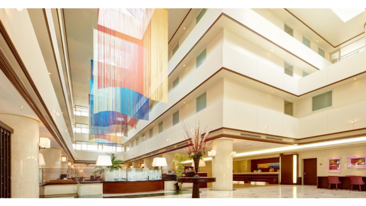 スマイルホテル|フロントスタッフの求人画像1枚目