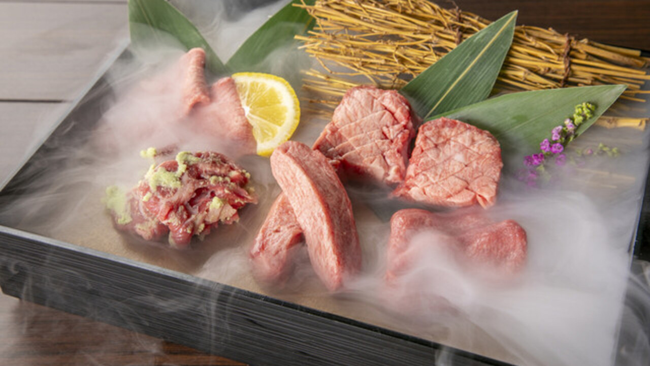 炭火焼肉 牛いち |キッチンスタッフの求人画像1枚目