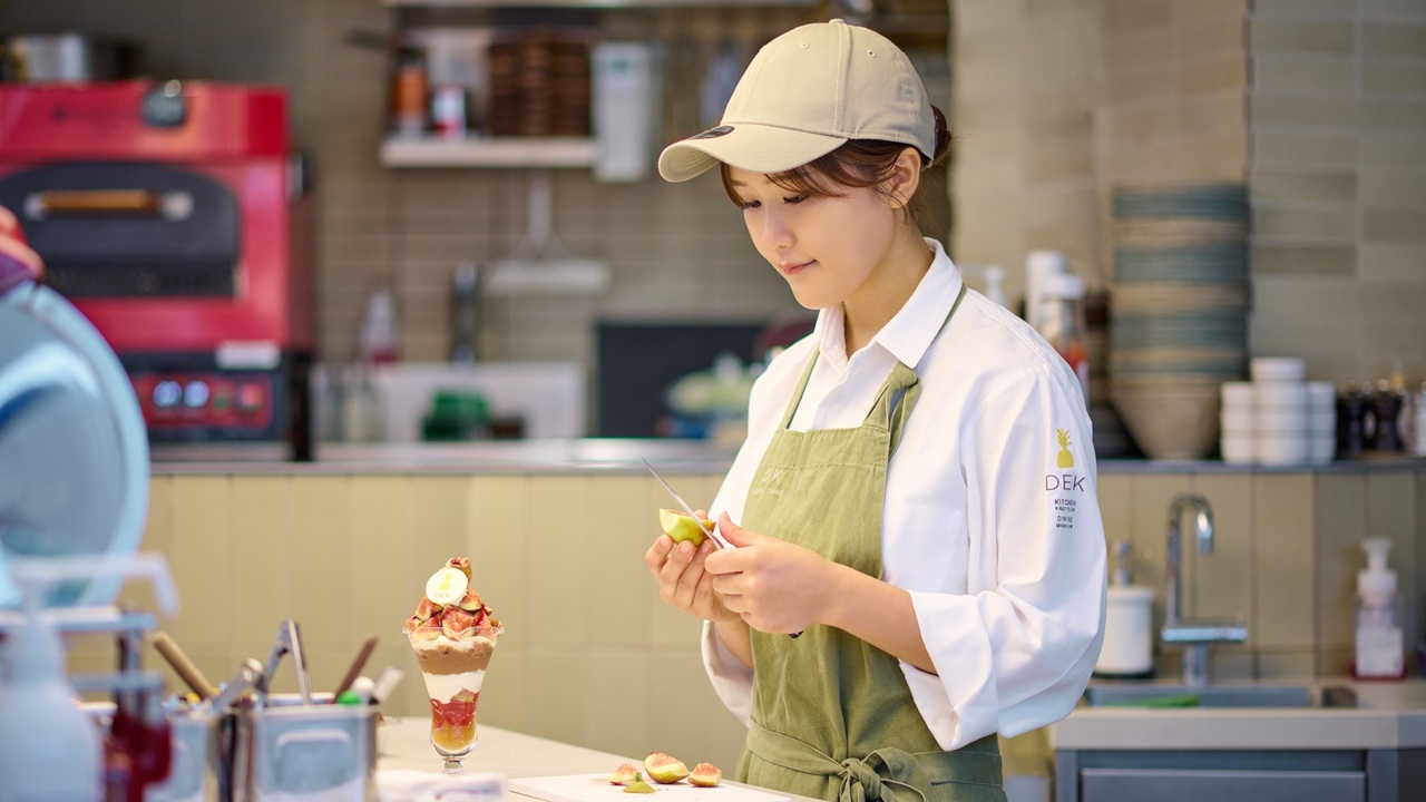 DEK DEK青山 洋食・西洋料理, カフェ | パティシエ)の求人の写真 2枚目