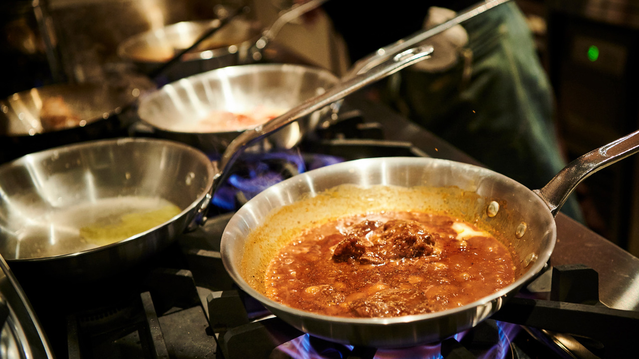 Pizzeria & Trattoria GONZO|料理長・料理長候補の求人画像1枚目