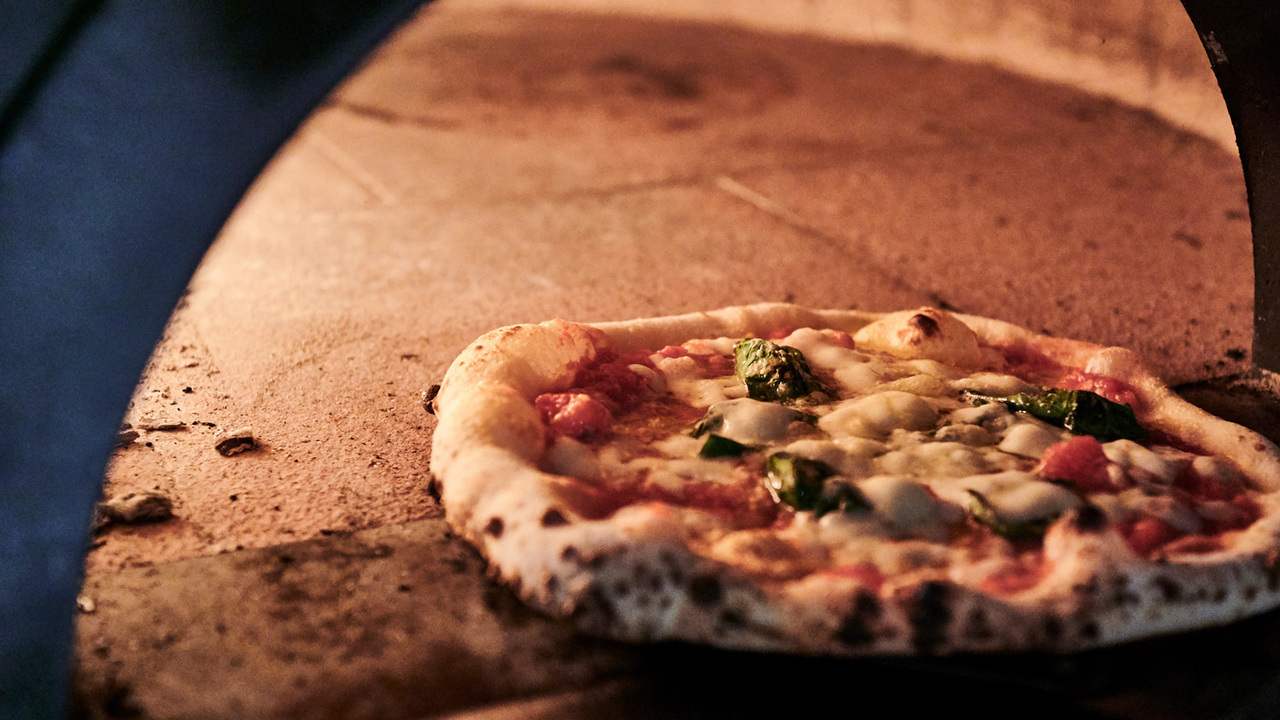 Pizzeria & Trattoria GONZO|キッチンスタッフの求人画像2枚目