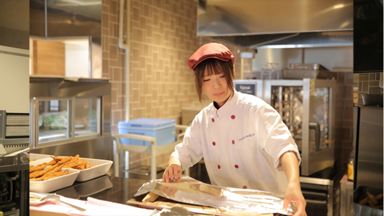 沼津第二事業所|キッチンスタッフの求人画像1枚目