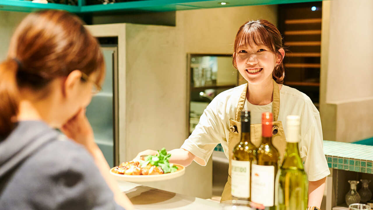 タイ食堂 くるみ|レストランサービス・ホールスタッフの求人画像1枚目