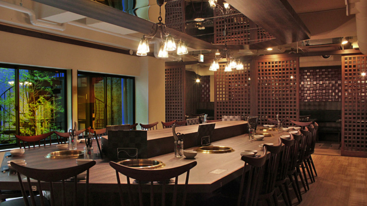 京の焼肉処弘 京都駅前店 焼肉 | 料理長・料理長候補)の求人の写真 2枚目