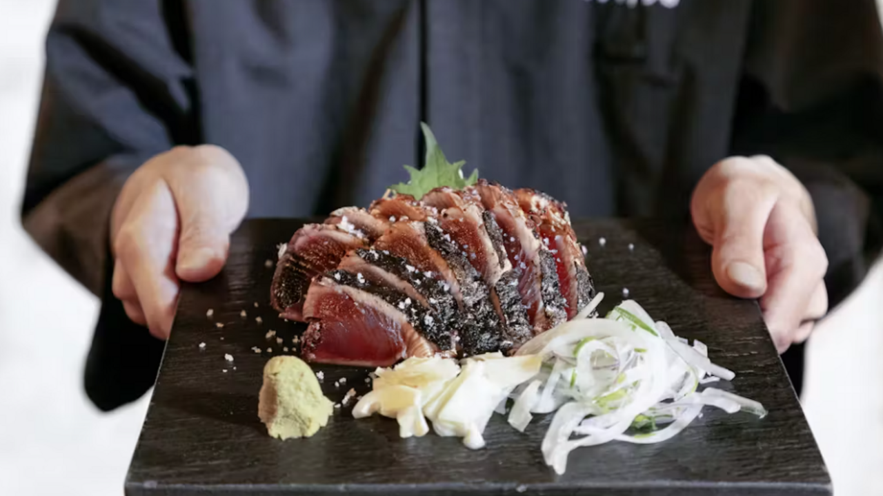 土佐みょうじん|レストランサービス・ホールスタッフの求人画像1枚目