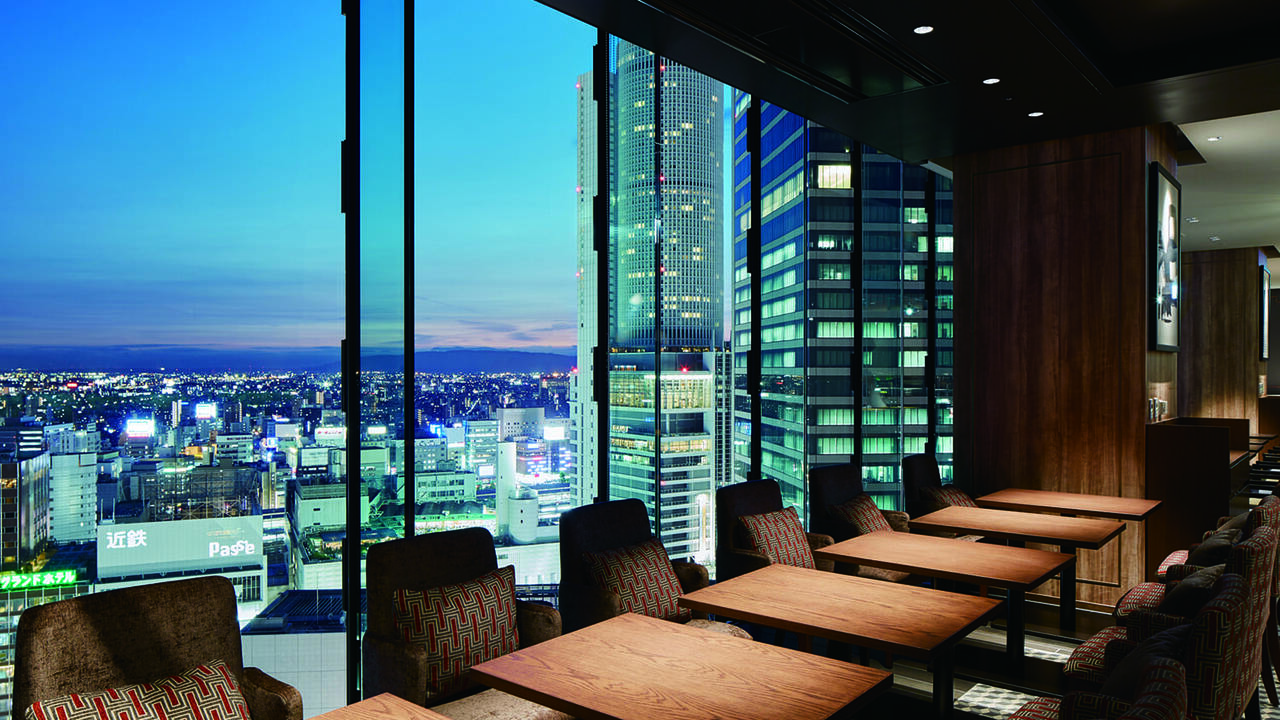 The Living Room with SKY BAR|レストランサービス・ホールスタッフの求人画像4枚目