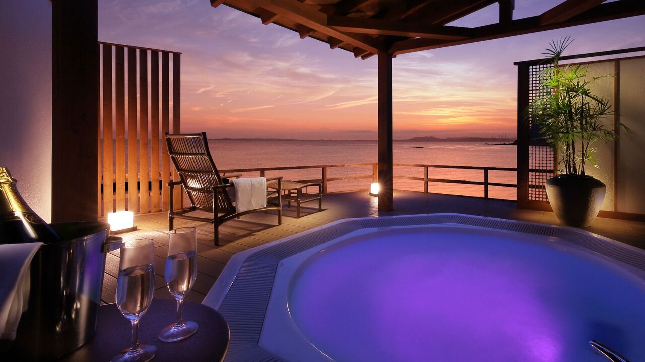 紀伊乃国屋グループ|仲居の求人画像1枚目