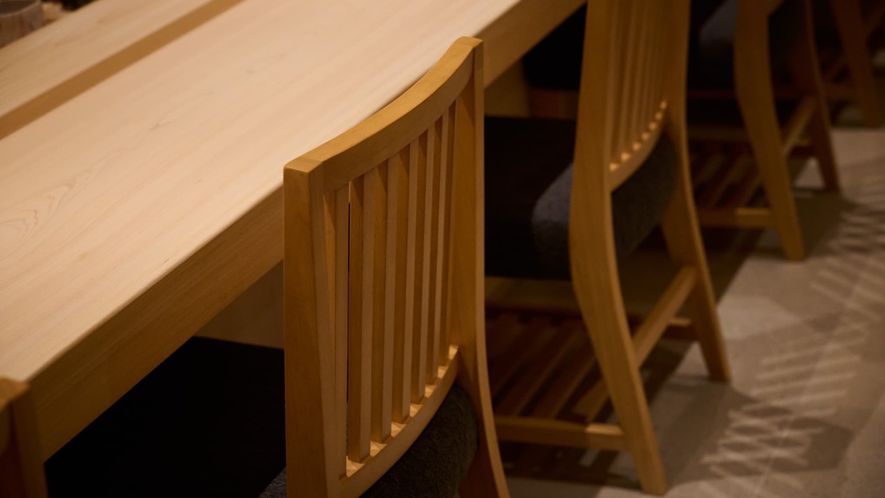 とよひさ 日本料理・懐石料理, 寿司・鮨 | 女将・和装ホール)の求人の写真 2枚目