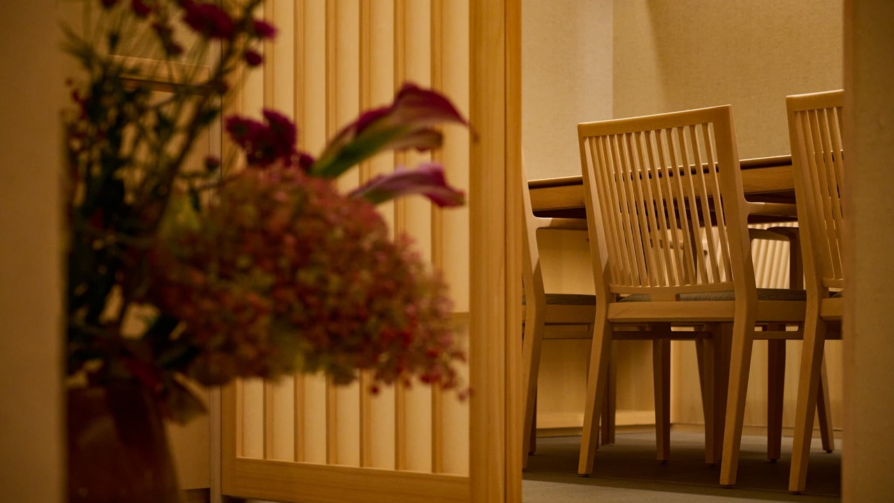 とよひさ|女将・和装ホールの求人画像1枚目