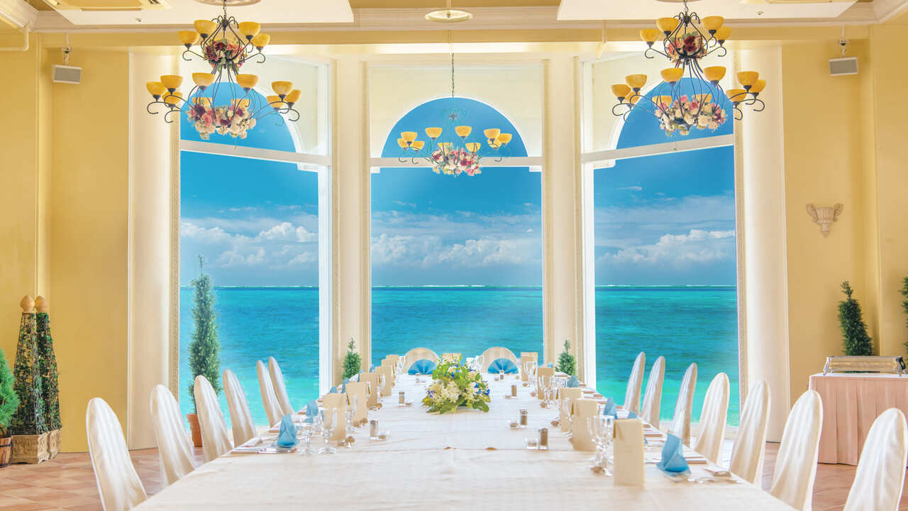 リザンシーパークホテル谷茶ベイ|レストランサービス・ホールスタッフの求人画像4枚目