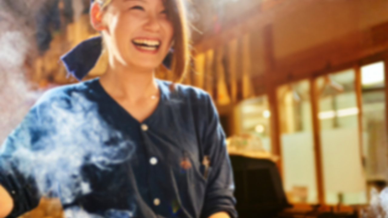 焼き鳥さかもと|女将・和装ホールの求人画像1枚目