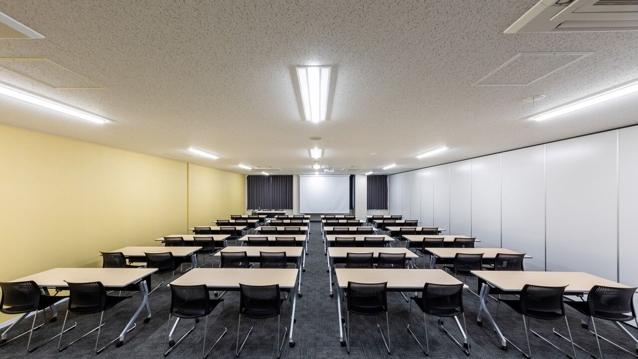 トーセイホテル＆セミナー幕張 |宴会サービスの求人画像1枚目