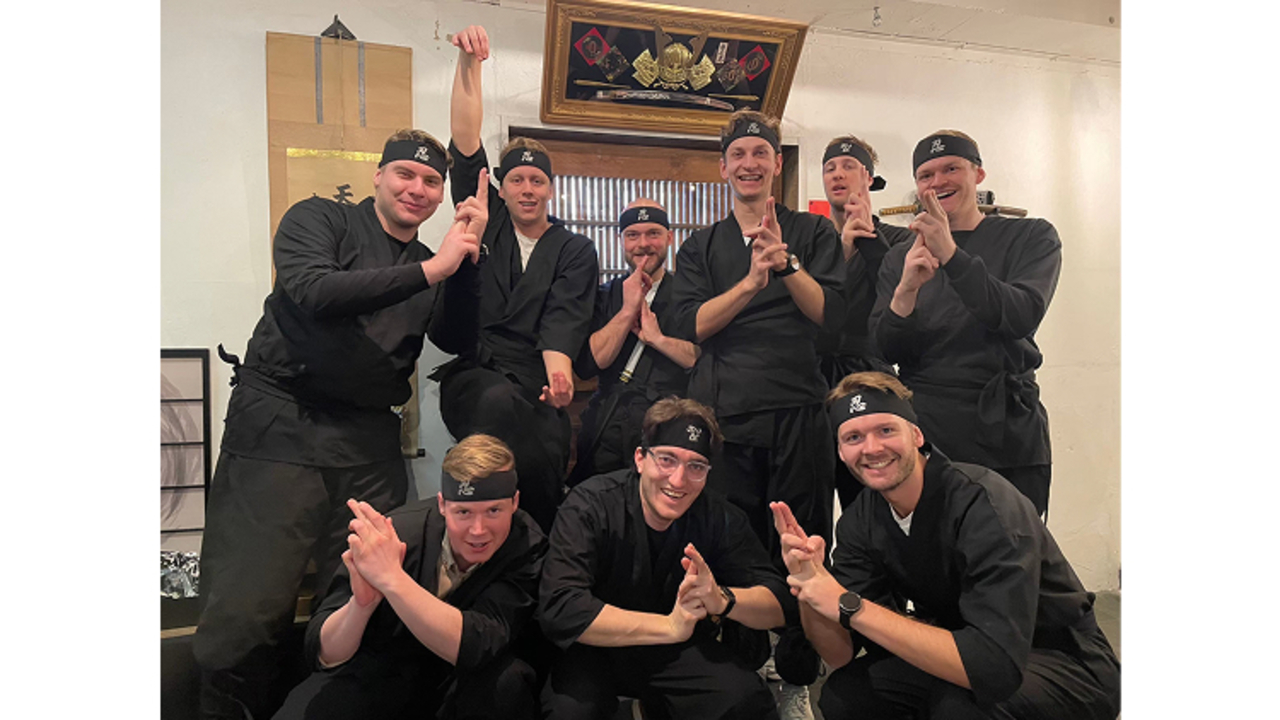 忍者体験カフェ|エリアマネージャーの求人画像1枚目