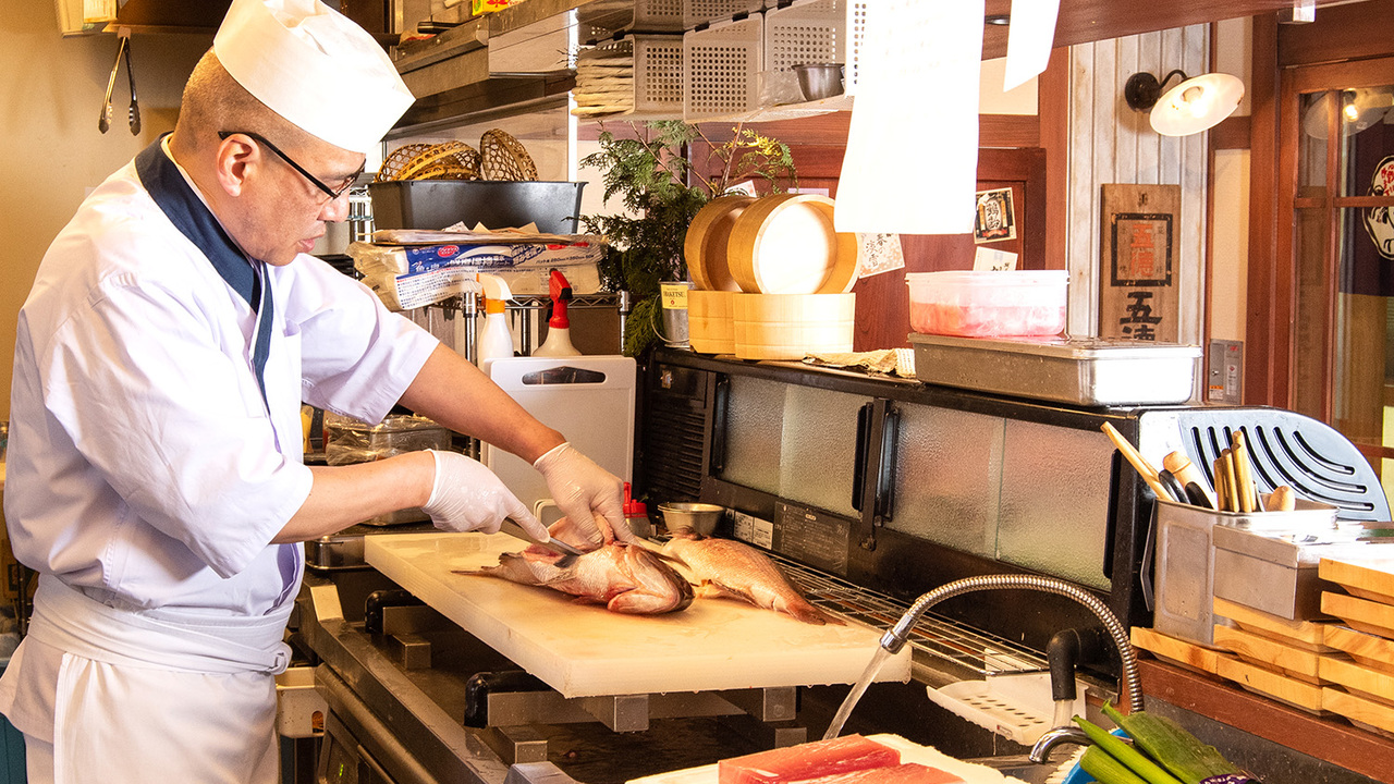 庄や|レストランサービス・ホールスタッフの求人画像1枚目