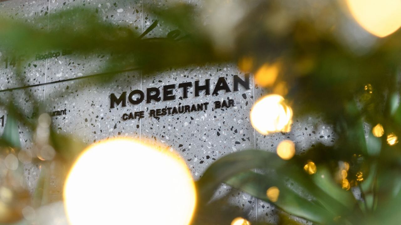 MORETHAN　HOTEL MORETHAN　広島 ホテル・旅館 | レストランサービス・ホールスタッフ)の求人の写真 1枚目