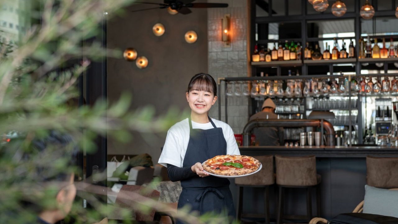 MORETHAN　HOTEL|マネージャー・管理職(料飲)の求人画像1枚目