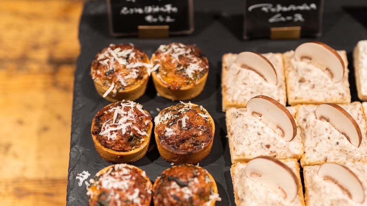 MORETHAN　HOTEL|マネージャー・管理職(料飲)の求人画像2枚目