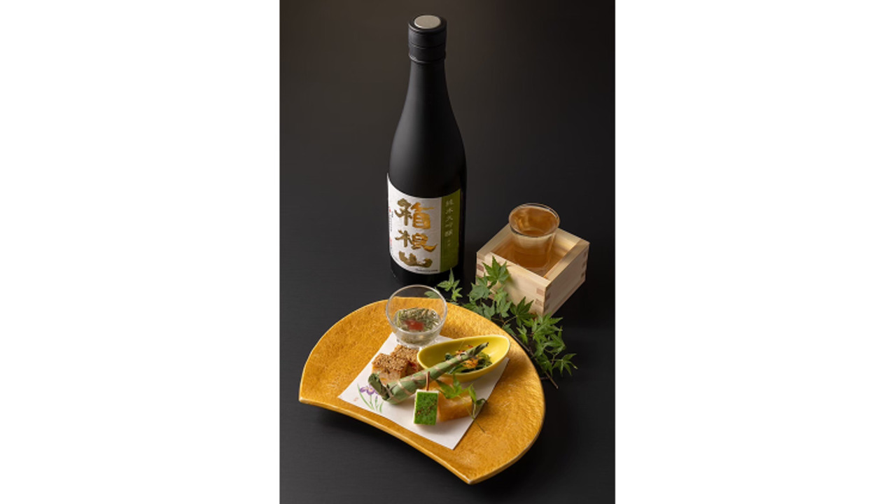 ホテル河鹿荘|料理長・料理長候補の求人画像1枚目