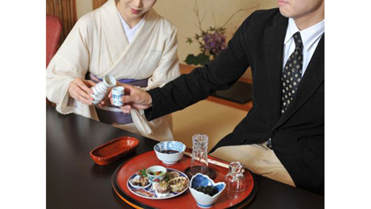 神楽坂　割烹加賀|調理見習い・調理補助の求人画像1枚目