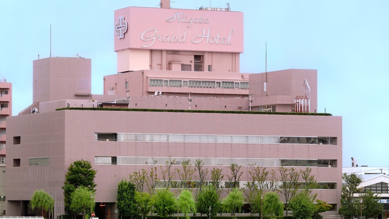 FRENCH TEPPAN 静香庵|鉄板調理の求人画像1枚目