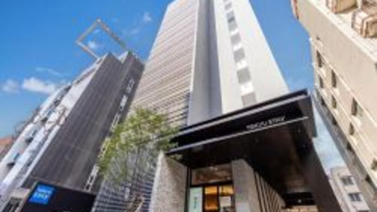 株式会社ノースグラフィック-東急ステイ博多-レストランサービス・ホールスタッフ 3枚目