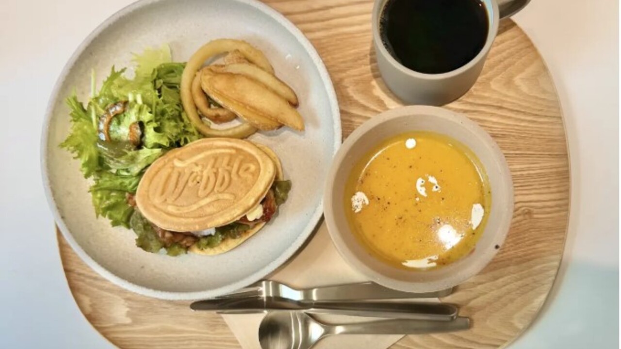 HAKUYA COFFEE|レストランサービス・ホールスタッフの求人画像1枚目