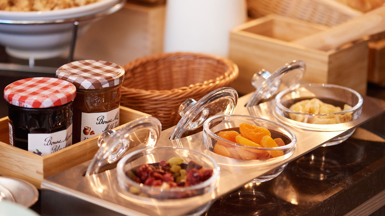 トーセイホテル ココネ|パティシエの求人画像2枚目