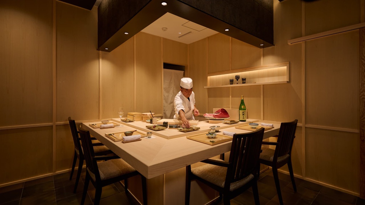 とよひさ 日本料理・懐石料理, 寿司・鮨 | 女将・和装ホール)の求人の写真 4枚目