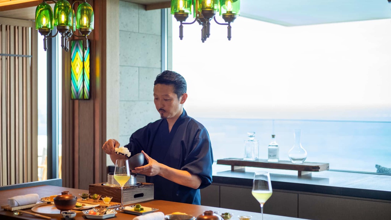 UMITO熱海本邸（旧UMITIO VOYAGE ATAMI）|料理長・料理長候補の求人画像2枚目