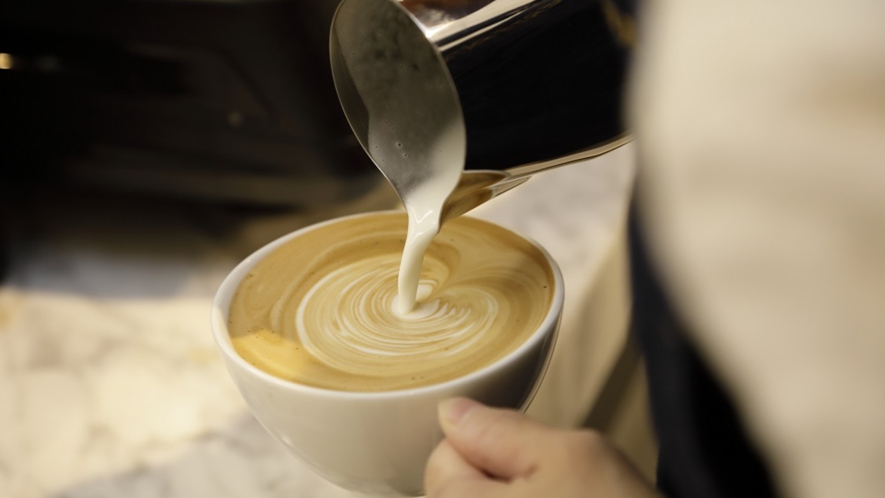 LIBERTE PATISSERIE BOULANGERIE|販売スタッフの求人画像1枚目