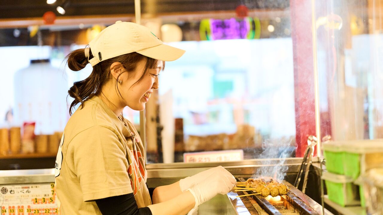 燻し家　もっくん 府中っ子居酒屋 燻し家もっくん 焼き鳥, 居酒屋 | キッチンスタッフ)の求人の写真