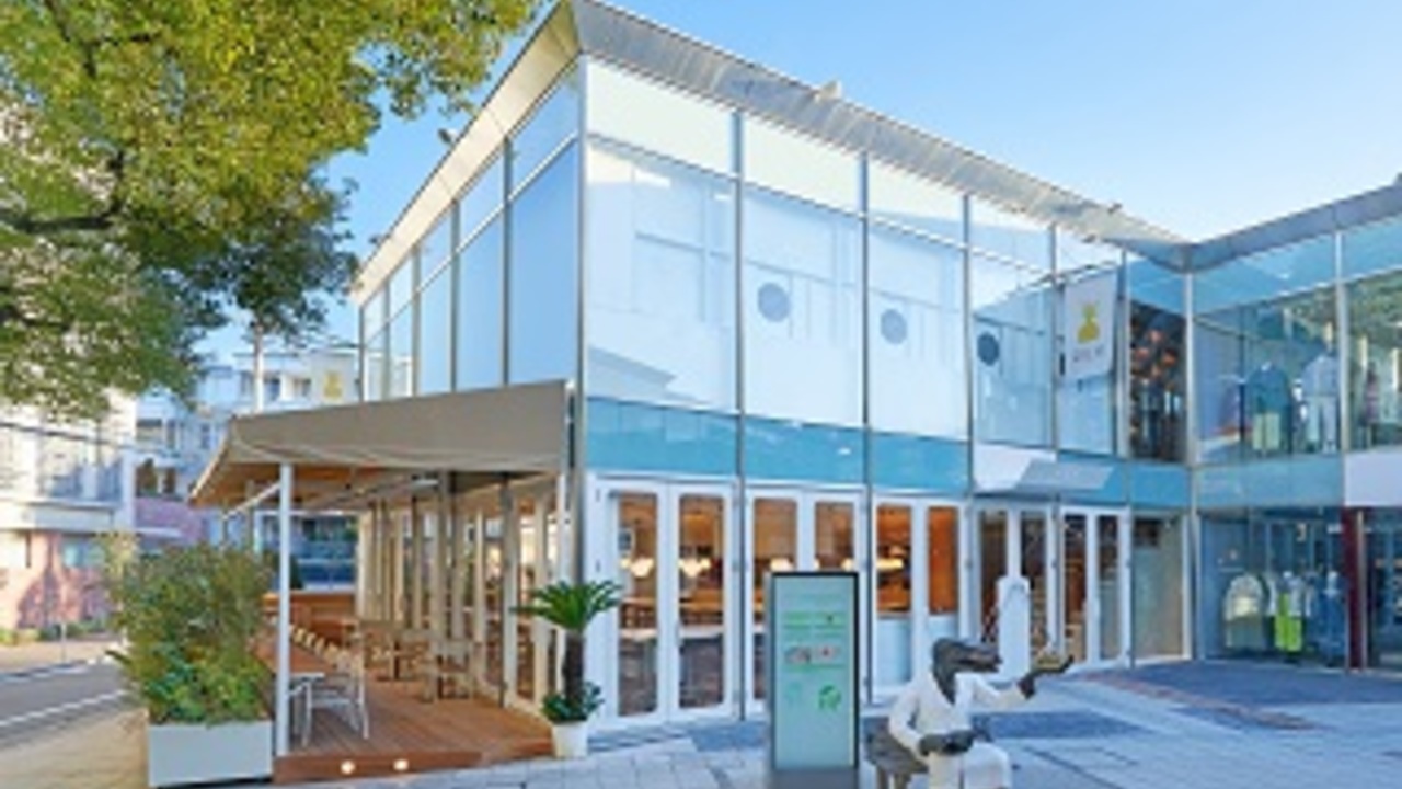 DEK DEK青山 洋食・西洋料理, カフェ | レストランサービス・ホールスタッフ)の求人の写真 3枚目